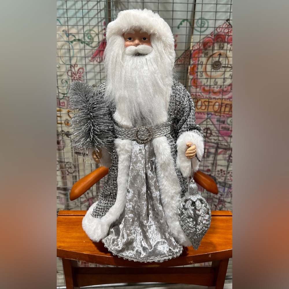 Santa Claus figure approximately 19”‎